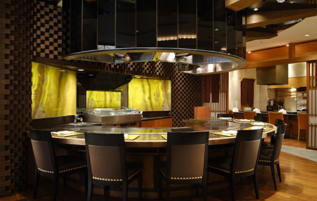 鉄板焼カウンター(10席)